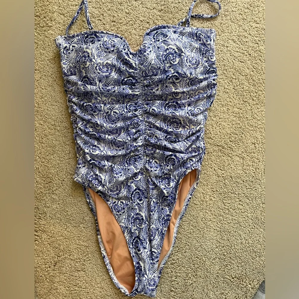 J Crew Ruched Sweetheart one-piece in dandelion swirl, size 10, NWT - Picture 3 of 6